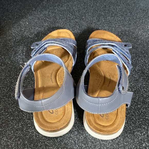 Clarks Women’s Leather Sandals Size 8.5 - Picture 7 of 10